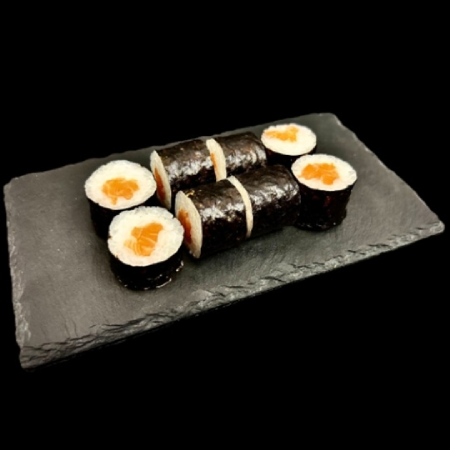 Sushi maki z&nbsp;łososiem